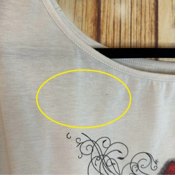 SHEIN Women’s Graphic Tee Bow Face Off Shoulder Casual Top Size Small - Picture 8 of 12